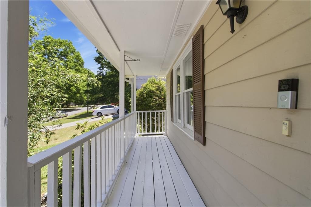 3 bedroom, 2 bathroom, 1,176 sq ft single family residence under contract at 79 Cross Creek Court, Villa Rica, GA 30180 — photo 3