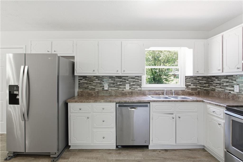 3 bedroom, 2 bathroom, 1,176 sq ft single family residence under contract at 79 Cross Creek Court, Villa Rica, GA 30180 — photo 8
