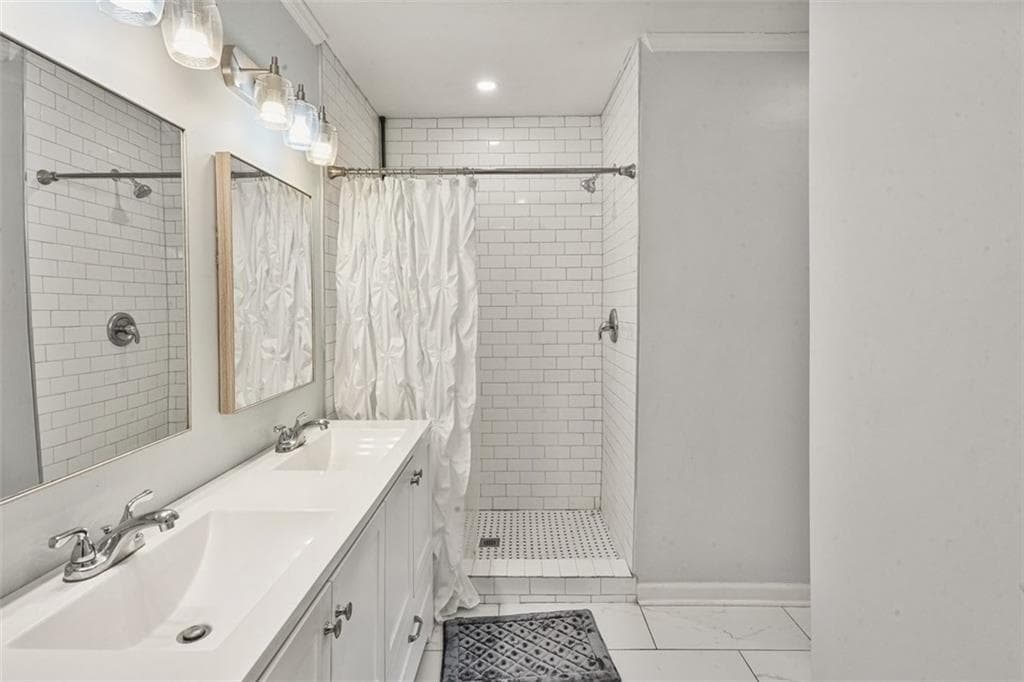 3 bedroom, 2 bathroom, 1,228 sq ft single family residence for sale at 3599 Saturn Drive, Atlanta, GA 30331 — photo 10
