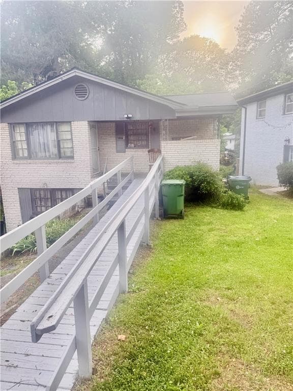 5 bedroom, 2 bathroom, 1,150 sq ft single family residence for sale at 638 Church Street, Atlanta, GA 30318 — photo 2