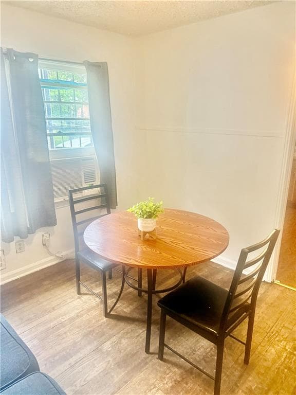 5 bedroom, 2 bathroom, 1,150 sq ft single family residence for sale at 638 Church Street, Atlanta, GA 30318 — photo 6