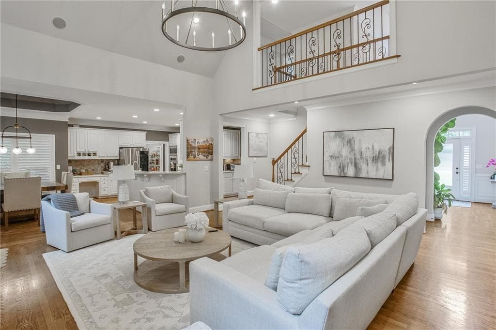 6 bedroom, 4 bathroom, 5,708 sq ft single family residence for sale at 10605 Oxford Mill Circle, Johns Creek, GA 30022 — photo 4