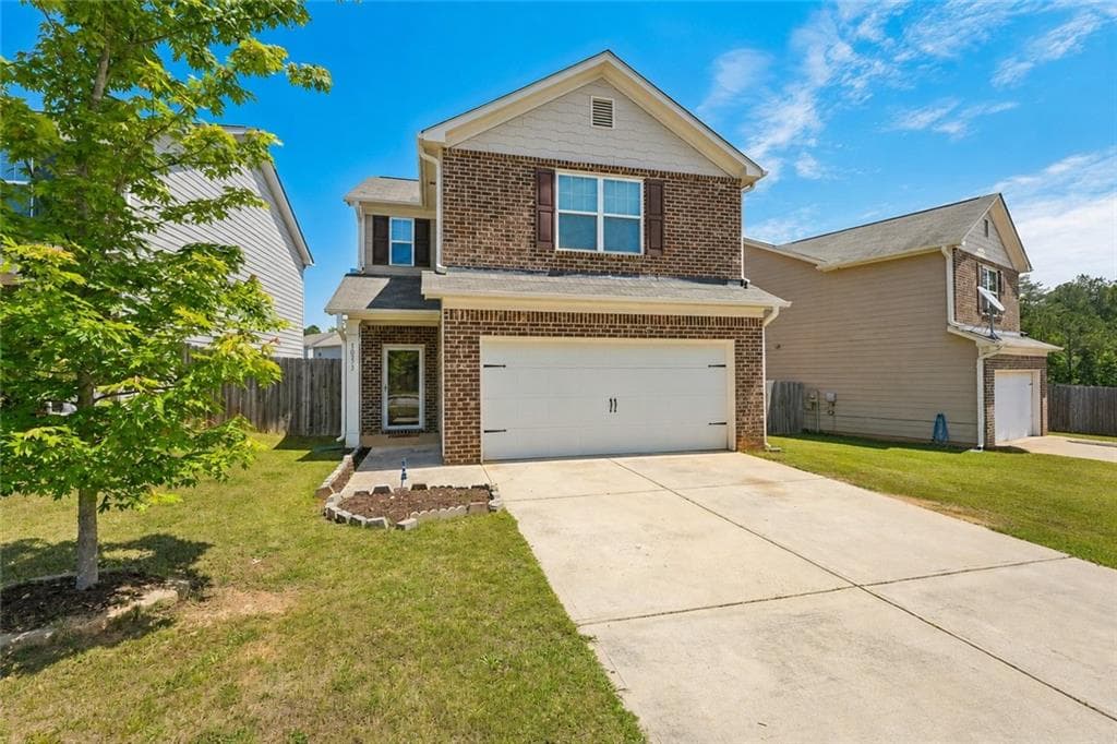 3 bedroom, 3 bathroom, 1,692 sq ft single family residence for sale at 10933 Wheeler Trace, Hampton, GA 30228 — photo 3