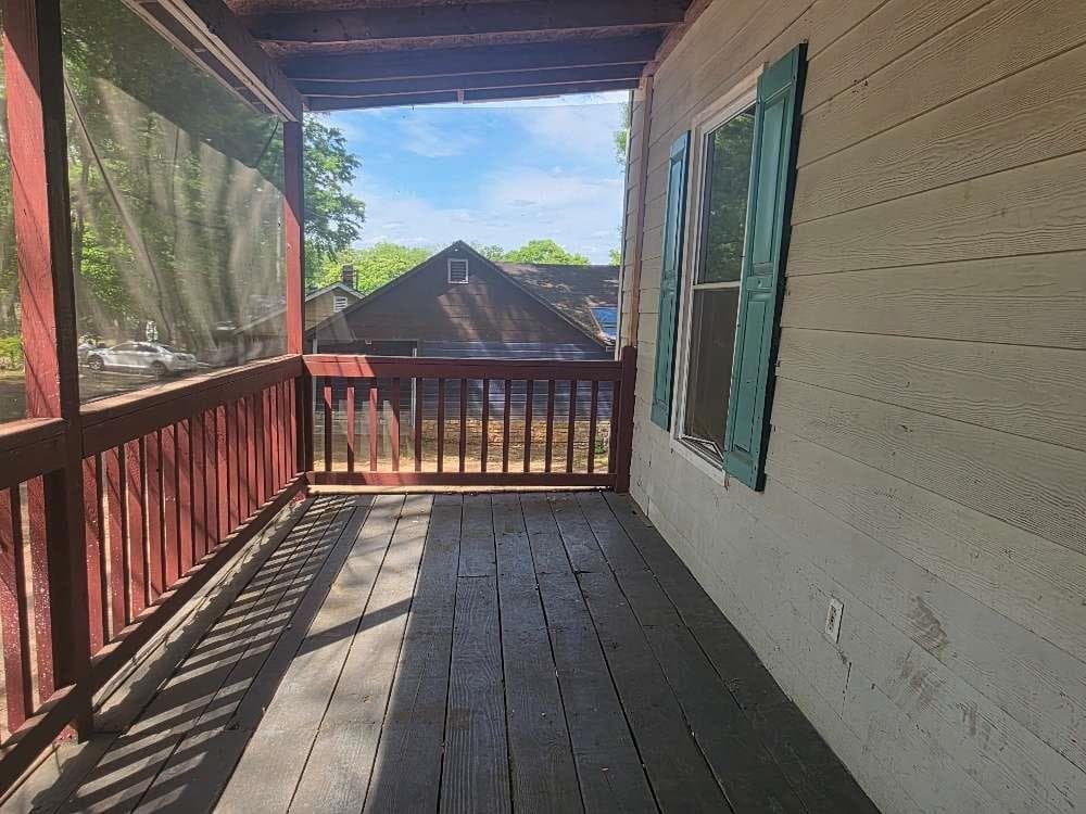 4 bedroom, 1 bathroom, 1,252 sq ft single family residence for sale at 3127 Hendrix Circle, Covington, GA 30014 — photo 4