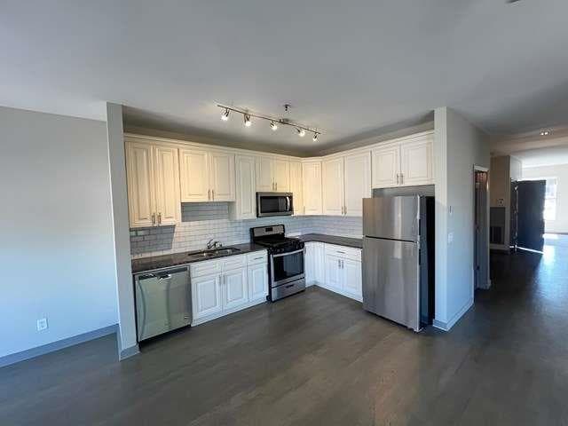 1 bedroom, 1 bathroom, 750 sq ft condominium for sale at 238 Walker Street 32, Atlanta, GA 30313 — photo 8