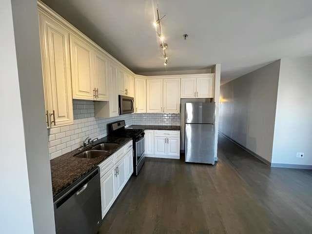 1 bedroom, 1 bathroom, 750 sq ft condominium for sale at 238 Walker Street 32, Atlanta, GA 30313 — photo 9