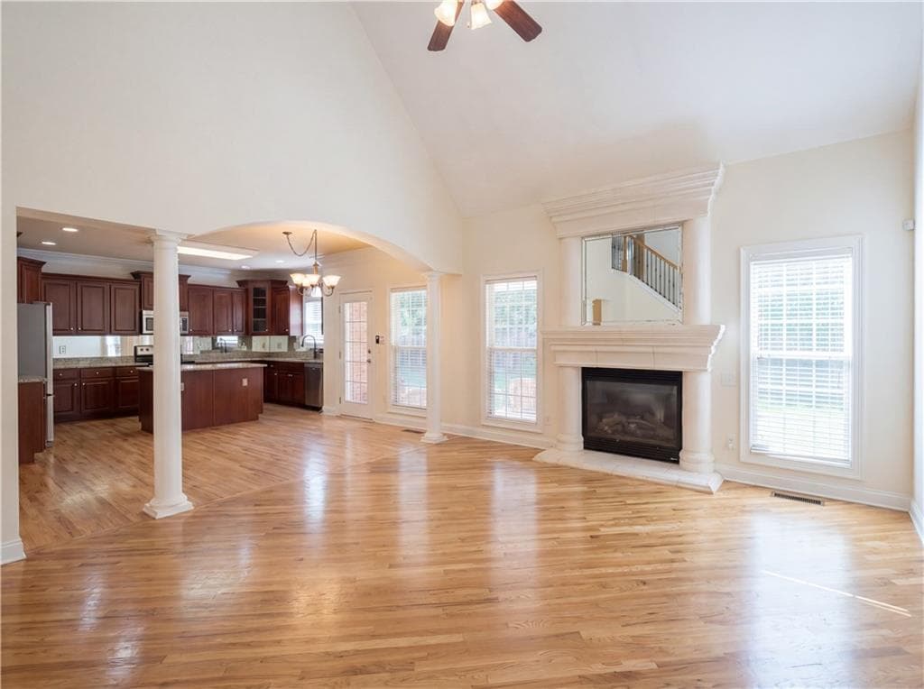 5 bedroom, 4 bathroom, 4,425 sq ft single family residence for sale at 207 Cagle Court, Mcdonough, GA 30252 — photo 3