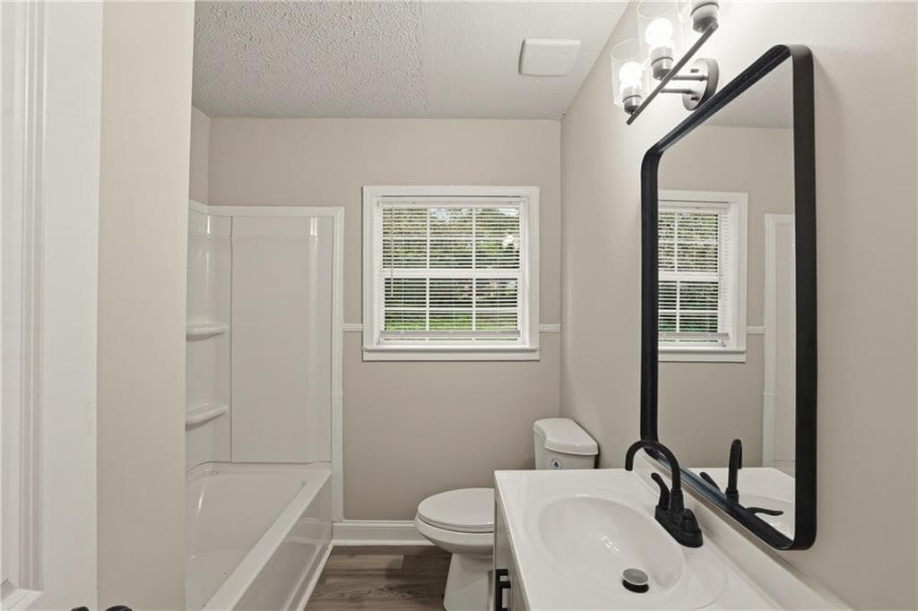 3 bedroom, 2 bathroom, 875 sq ft single family residence for sale at 1620 Eastland Road, Atlanta, GA 30316 — photo 6