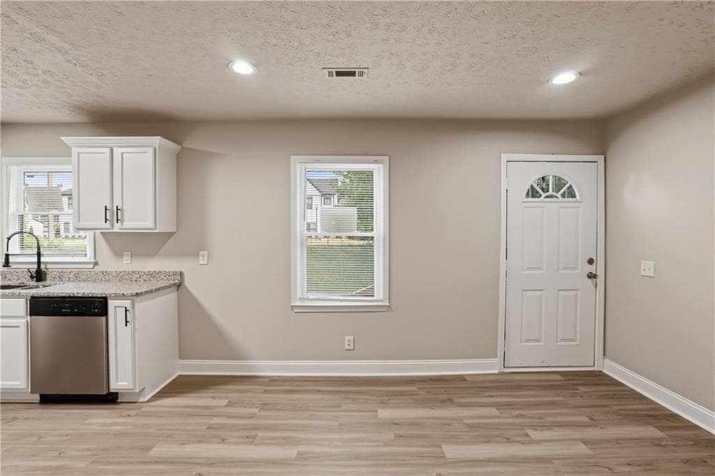 3 bedroom, 2 bathroom, 875 sq ft single family residence for sale at 1620 Eastland Road, Atlanta, GA 30316 — photo 8
