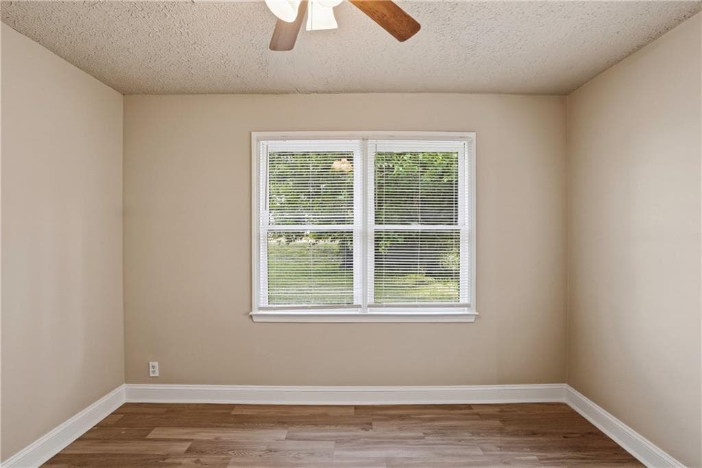 3 bedroom, 2 bathroom, 875 sq ft single family residence for sale at 1620 Eastland Road, Atlanta, GA 30316 — photo 10
