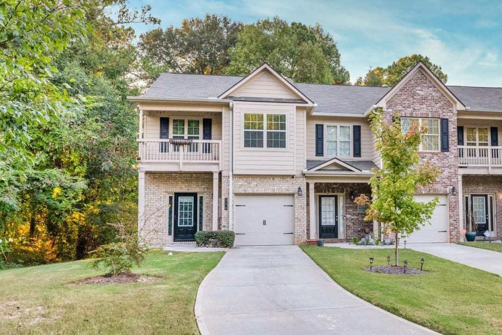 3 bedroom, 3 bathroom, 1,576 sq ft townhouse for rent at 2570 Castellan Drive, Atlanta, GA 30316 for $2,495 a month — photo 1 of 14