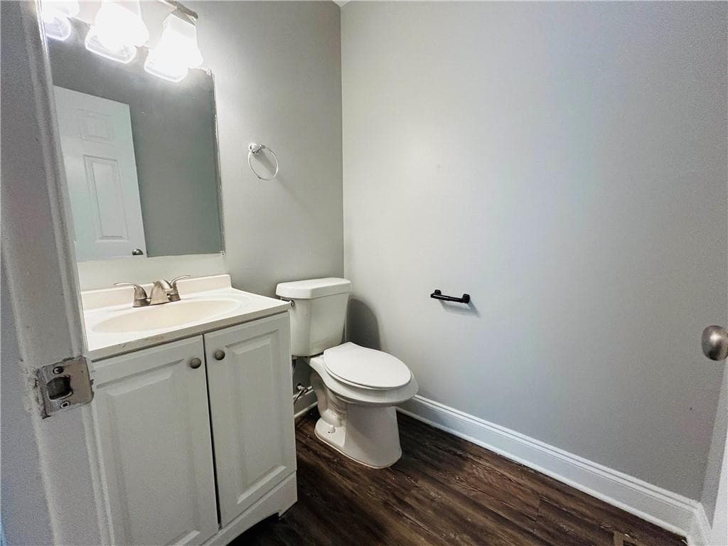 3 bedroom, 3 bathroom duplex for rent at 2035 Lois Place Unit B, Atlanta, GA 30318 for $1,975 a month — photo 6