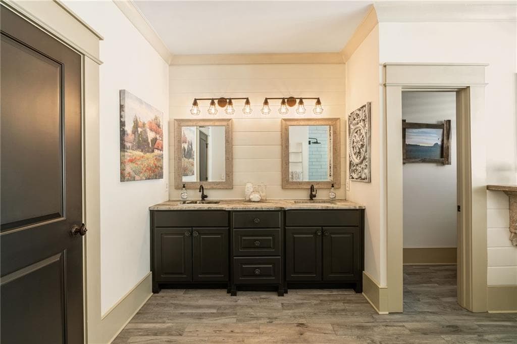 3 bedroom, 4 bathroom, 2,530 sq ft single family residence for sale at 7040 Cordery Road, Cumming, GA 30040 — photo 7