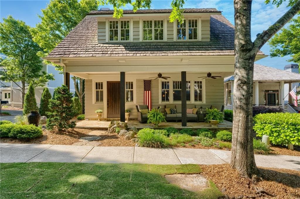 3 bedroom, 4 bathroom, 2,530 sq ft single family residence for sale at 7040 Cordery Road, Cumming, GA 30040 — photo 10