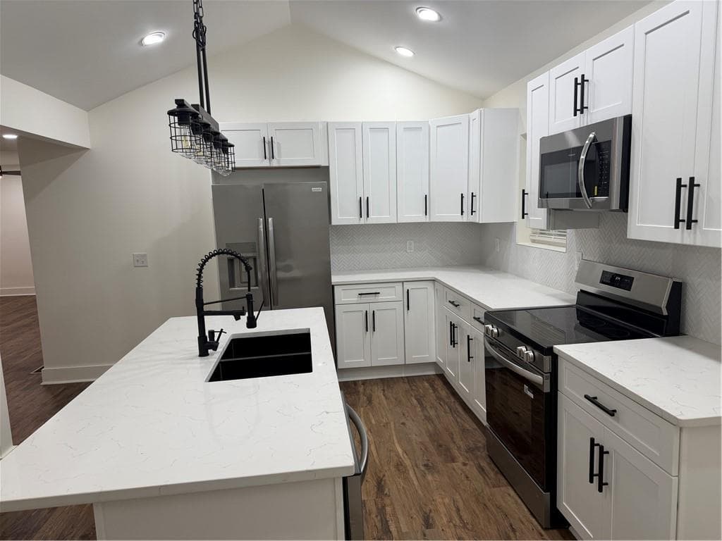 3 bedroom, 3 bathroom, 1,305 sq ft single family residence for rent at 2190 Highview Road, Atlanta, GA 30311 for $1,950 a month — photo 8