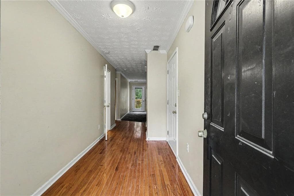 3 bedroom, 4 bathroom, 2,074 sq ft townhouse for sale at 2959 Stonecrest Lane, Lithonia, GA 30038 — photo 7