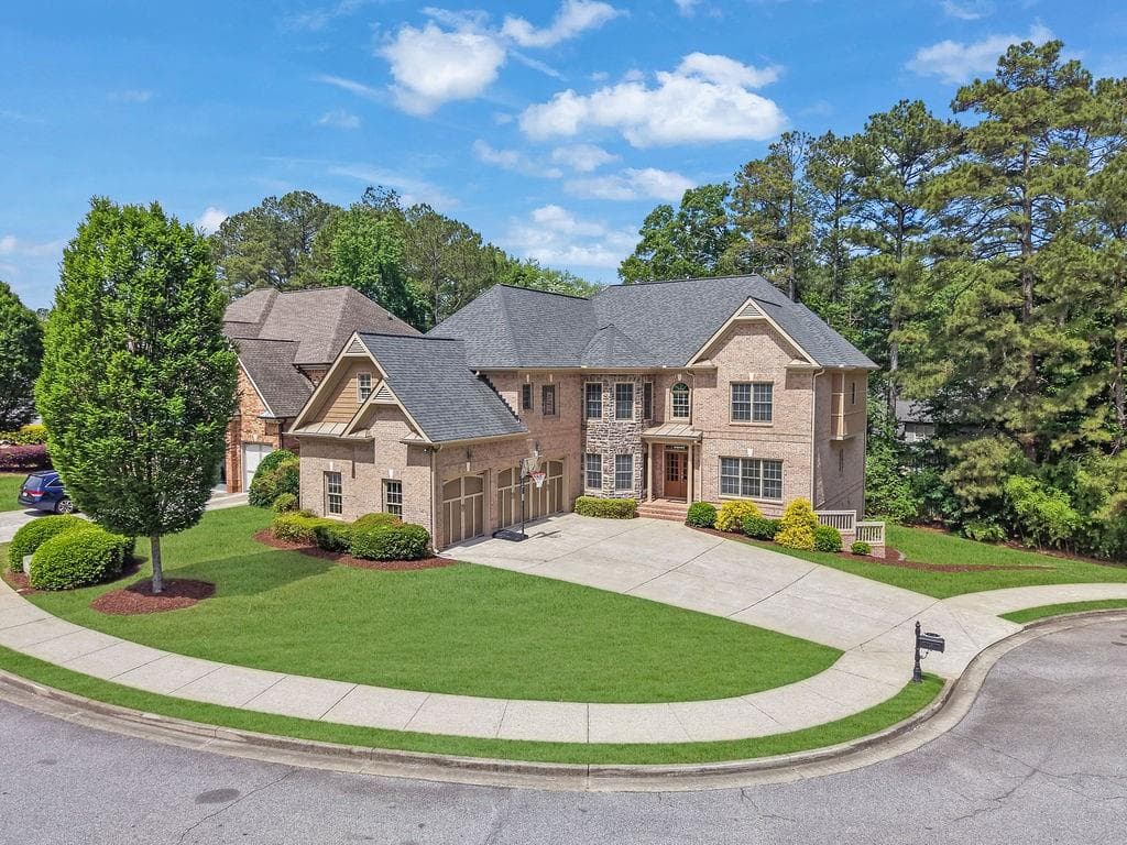 7 bedroom, 6 bathroom, 5,800 sq ft single family residence for sale at 5304 Byers Road, Johns Creek, GA 30005 — photo 2