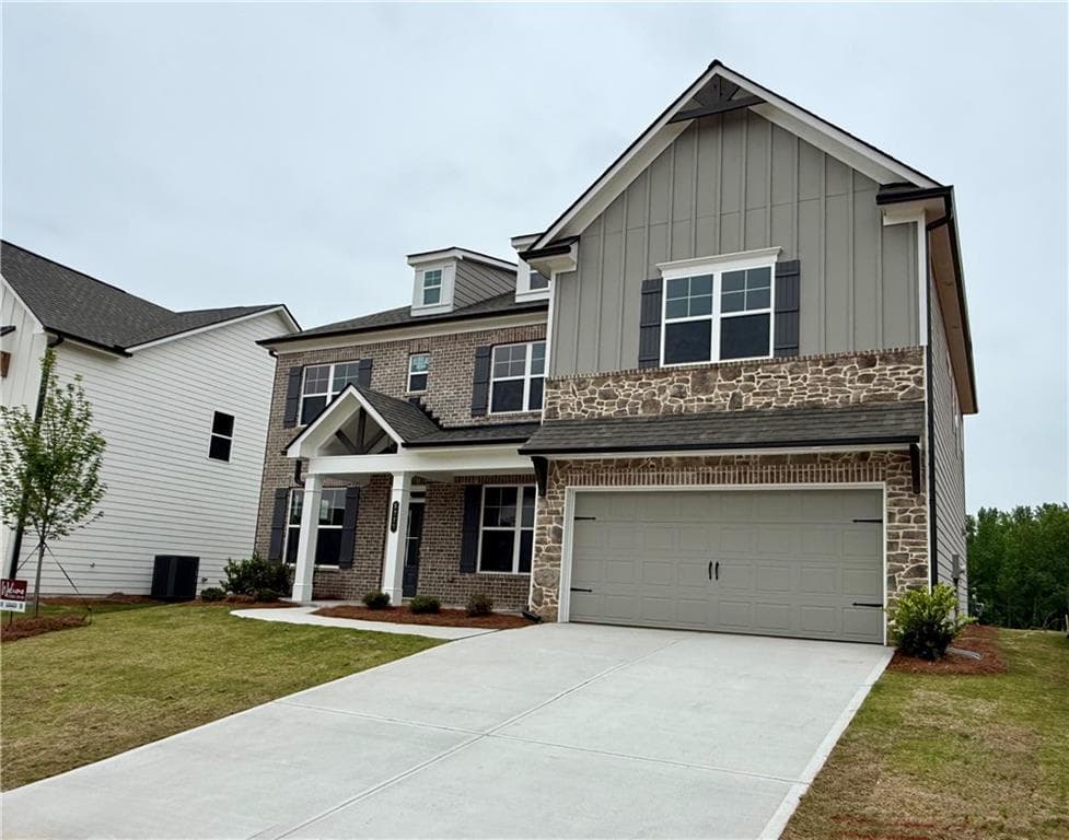 5 bedroom, 4 bathroom, 3,314 sq ft single family residence for sale at 5283 Baymont Drive, Gainesville, GA 30507 — photo 3