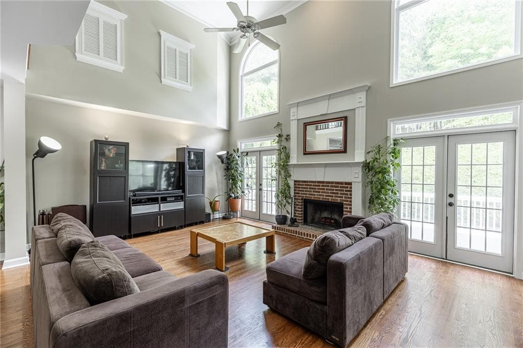 6 bedroom, 5 bathroom, 4,835 sq ft single family residence for sale at 272 Lostwood Trail, Sugar Hill, GA 30518 — photo 10