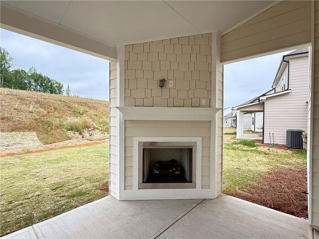 5 bedroom, 4 bathroom, 3,445 sq ft single family residence under contract at 5284 Baymont Drive, Gainesville, GA 30507 — photo 7