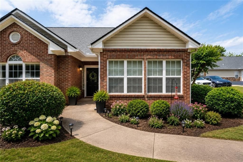 2 bedroom, 2 bathroom, 1,332 sq ft condominium for sale at 3732 Villa Springs Circle, Powder Springs, GA 30127