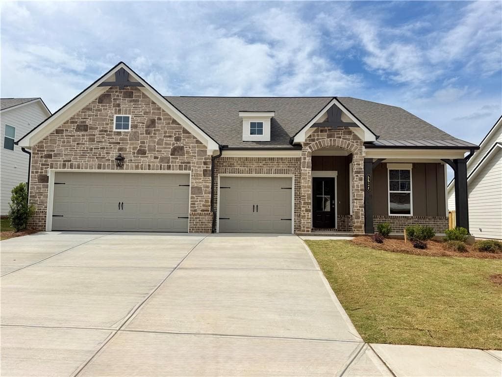 5524 Tullis Drive, Gainesville, GA 30507 — most recent listing photo