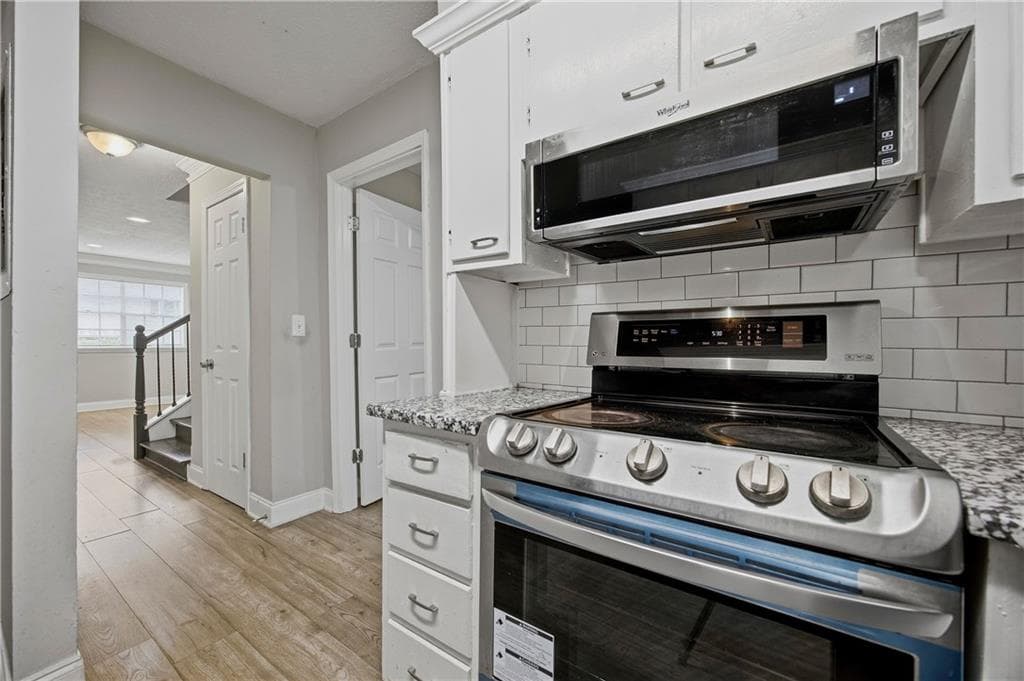 2 bedroom, 2 bathroom, 1,224 sq ft townhouse for sale at 936 Six Oaks Circle A, Norcross, GA 30093 — photo 7