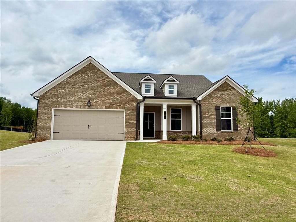 5504 Tullis Drive, Gainesville, GA 30507 — most recent listing photo