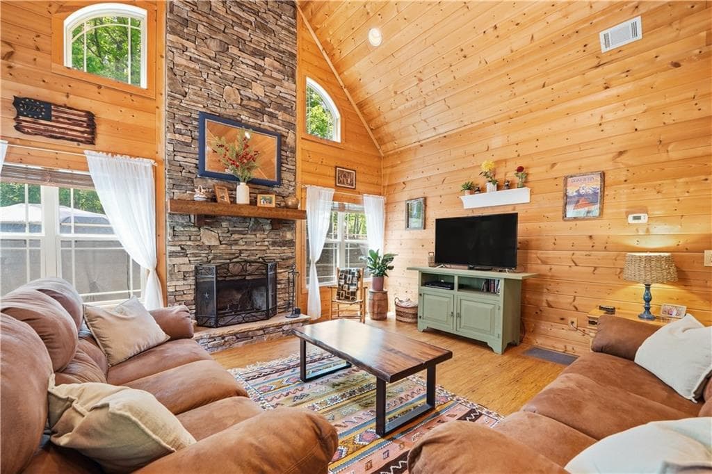 3 bedroom, 3 bathroom, 2,548 sq ft single family residence for sale at 97 Cypress Circle, Ellijay, GA 30540 — photo 5