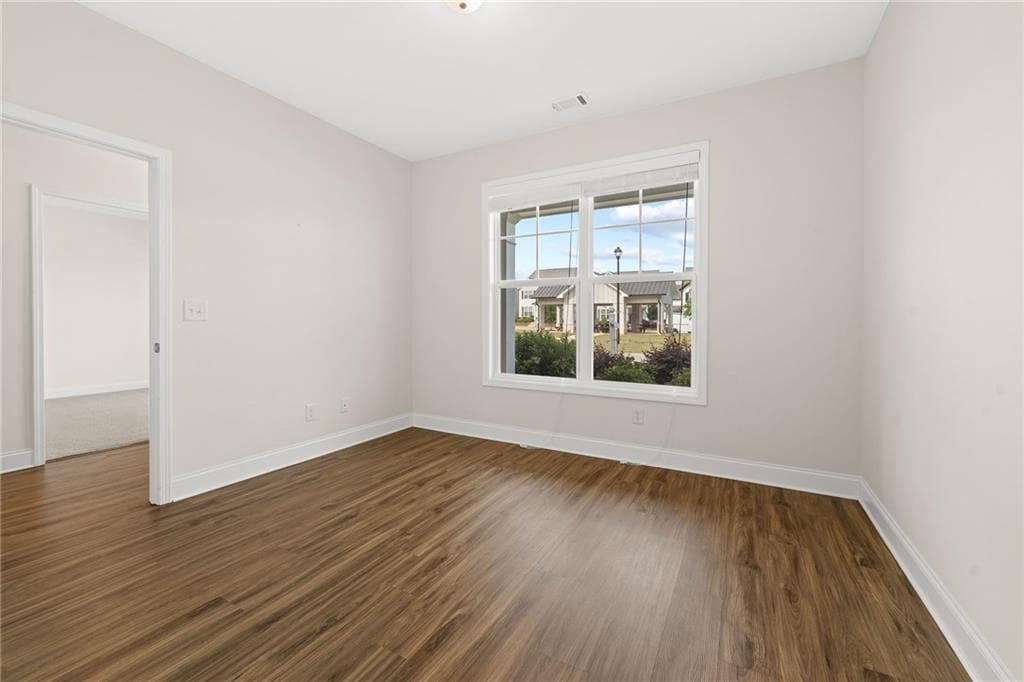 4 bedroom, 3 bathroom, 2,552 sq ft single family residence for sale at 5214 Blake Branch, Flowery Branch, GA 30542 — photo 10
