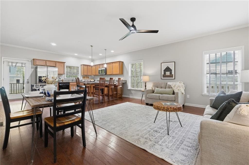5 bedroom, 4 bathroom, 3,087 sq ft single family residence for sale at 35 Etowah Drive, Cartersville, GA 30120 — photo 5