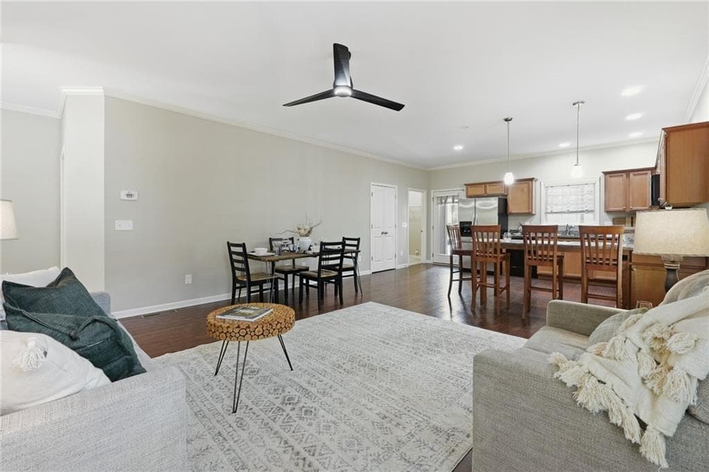 5 bedroom, 4 bathroom, 3,087 sq ft single family residence for sale at 35 Etowah Drive, Cartersville, GA 30120 — photo 6
