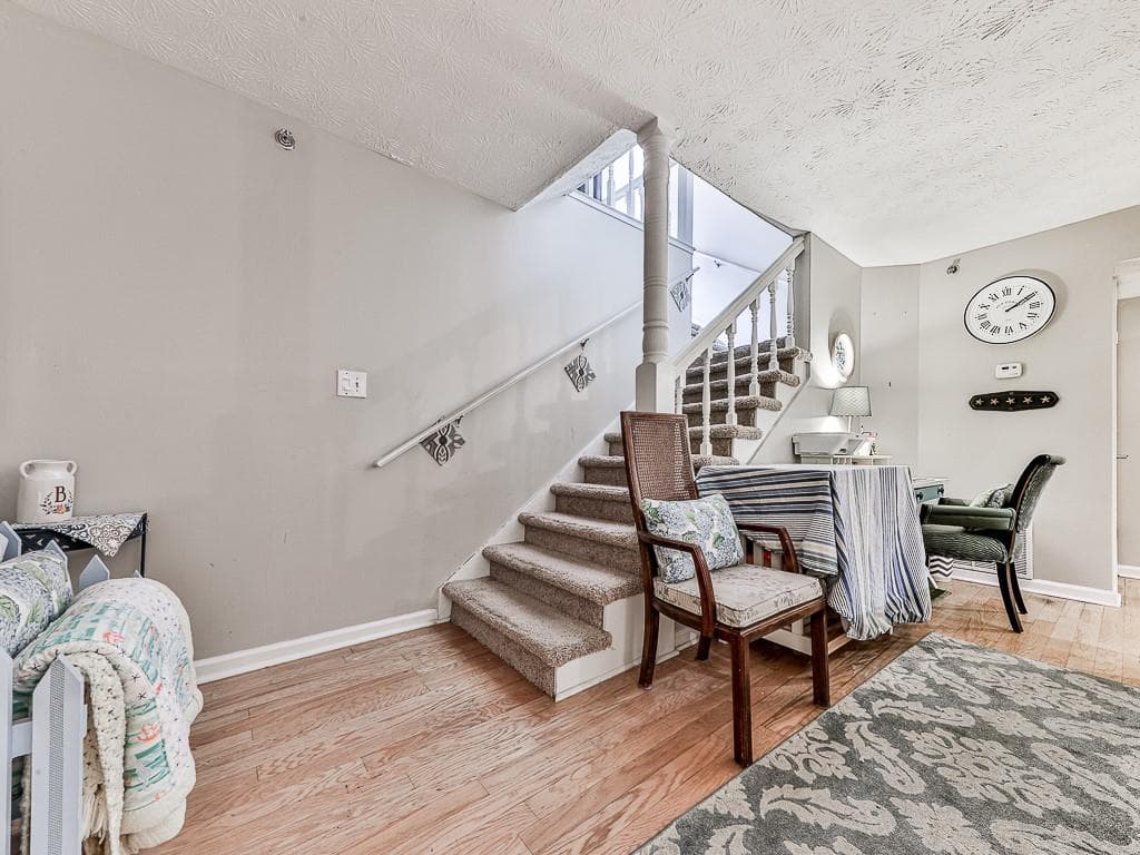 1 bedroom, 1 bathroom, 1,092 sq ft condominium for sale at 3960 Riverlook Parkway 102, Marietta, GA 30067 — photo 9