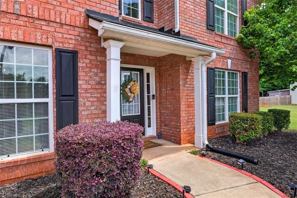 5 bedroom, 4 bathroom, 3,717 sq ft single family residence for sale at 364 Plantation Drive, Jefferson, GA 30549 — photo 3