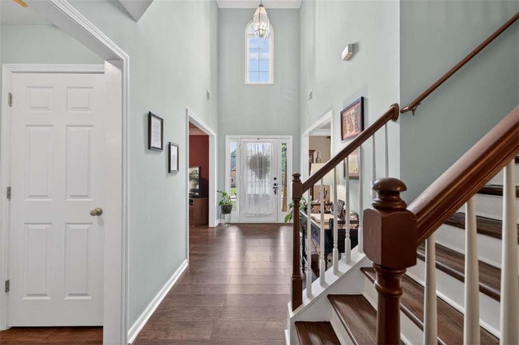 5 bedroom, 4 bathroom, 3,717 sq ft single family residence for sale at 364 Plantation Drive, Jefferson, GA 30549 — photo 5