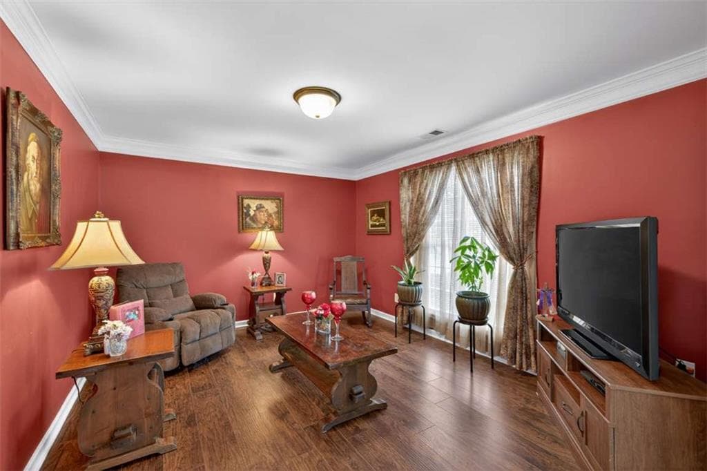 5 bedroom, 4 bathroom, 3,717 sq ft single family residence for sale at 364 Plantation Drive, Jefferson, GA 30549 — photo 9