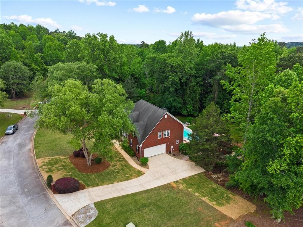 4 bedroom, 5 bathroom, 3,766 sq ft single family residence for sale at 85 Costleys Bridge Drive, Oxford, GA 30054 — photo 2
