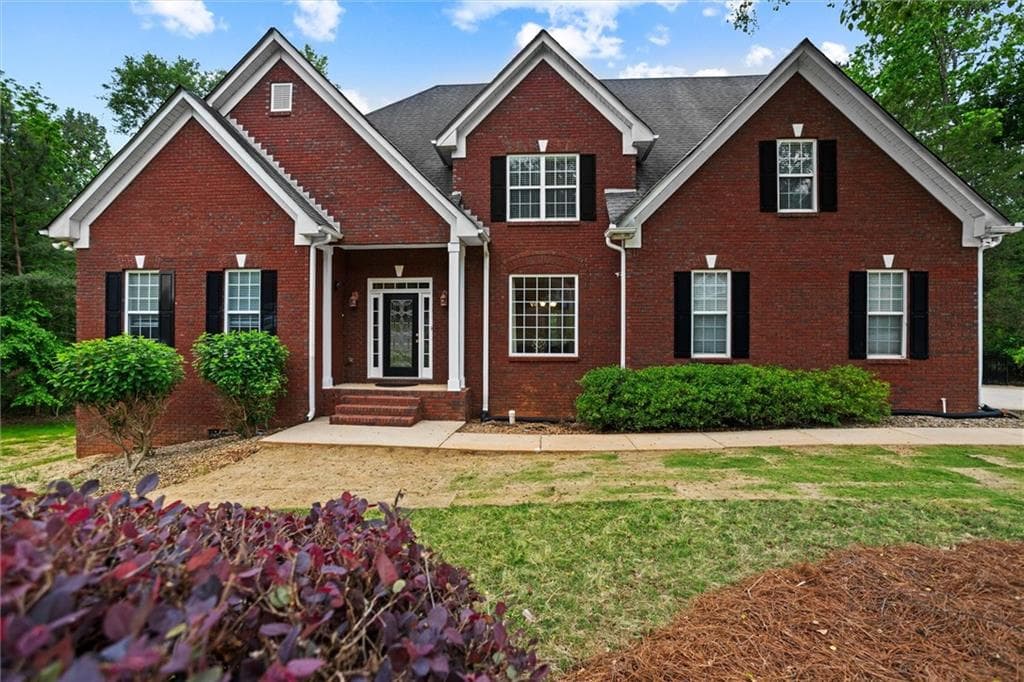 4 bedroom, 5 bathroom, 3,766 sq ft single family residence for sale at 85 Costleys Bridge Drive, Oxford, GA 30054