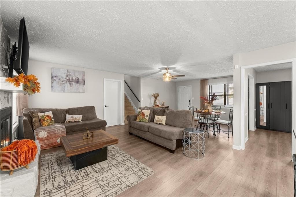 3 bedroom, 2 bathroom, 1,404 sq ft single family residence for sale at 4041 Woodbridge Court, Powder Springs, GA 30127 — photo 9
