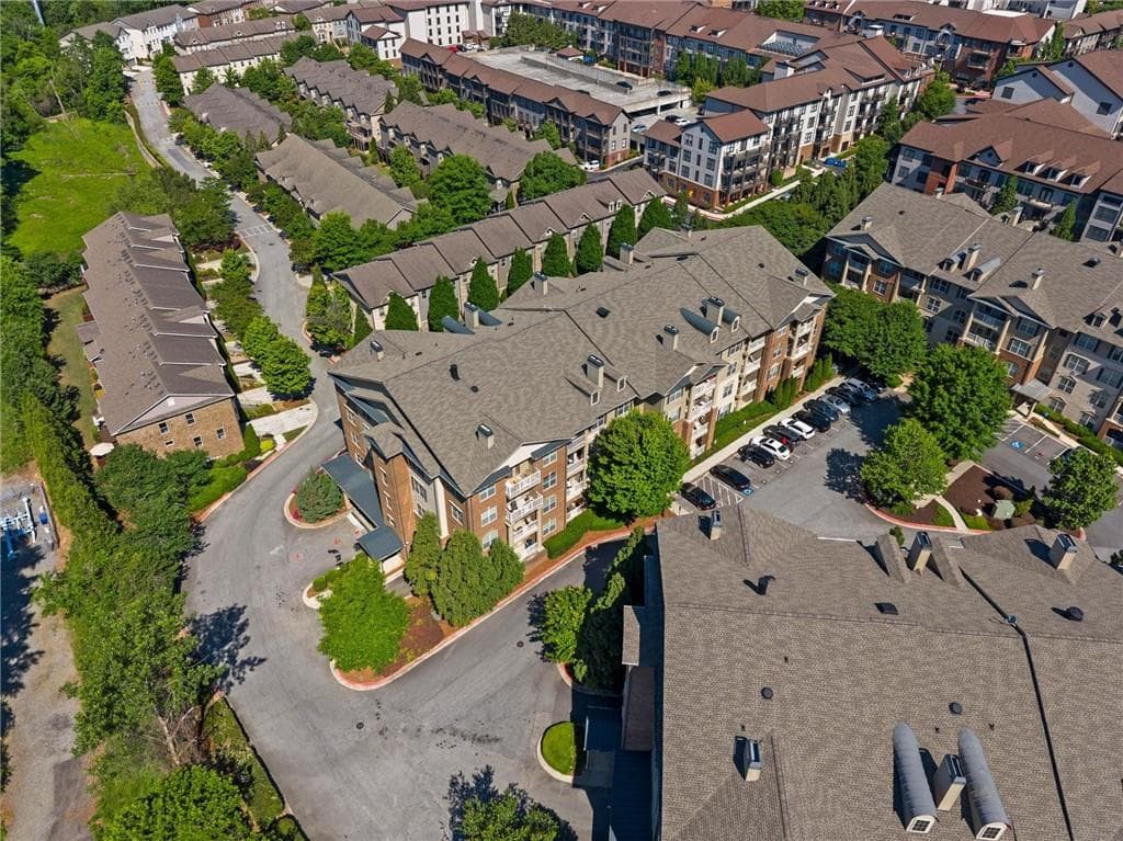 2 bedroom, 2 bathroom, 1,175 sq ft condominium for sale at 4805 W Village Way 1108, Smyrna, GA 30080 — photo 1 of 40