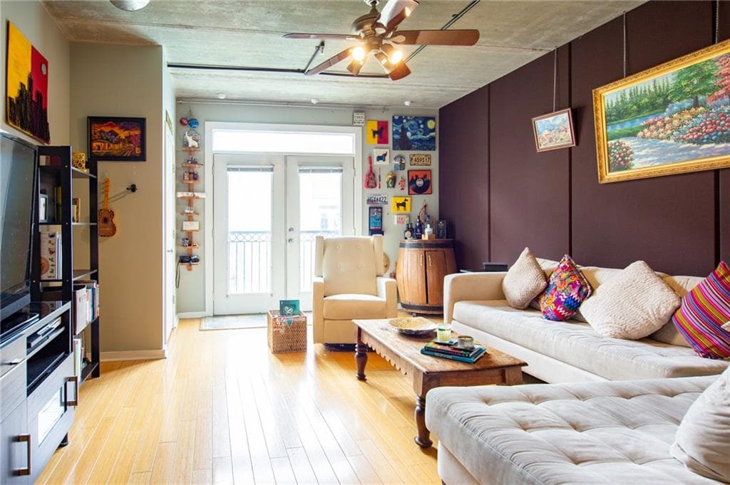 2 bedroom, 1 bathroom, 1,094 sq ft condominium for rent at 800 Peachtree Street 1409, Atlanta, GA 30308 for $2,150 a month — photo 8