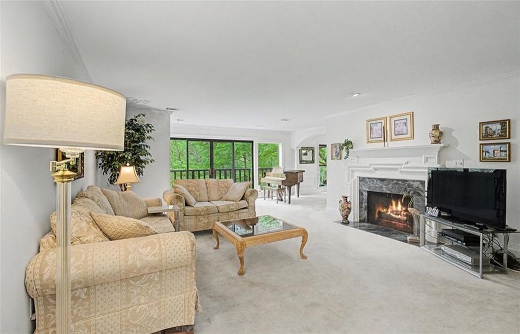 2 bedroom, 2 bathroom, 1,462 sq ft condominium sold at 23201 Plantation Drive, Atlanta, GA 30324