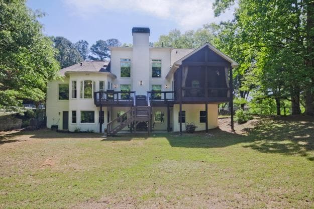 5 bedroom, 4 bathroom, 6,200 sq ft single family residence for sale at 1692 N Hadaway Road, Kennesaw, GA 30152 — photo 3