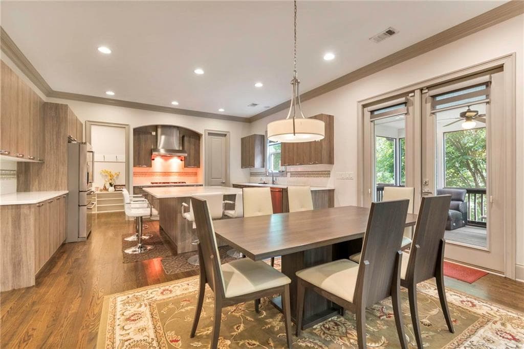 6 bedroom, 5 bathroom, 5,860 sq ft single family residence for sale at 11055 Callaway Drive, Duluth, GA 30097 — photo 10