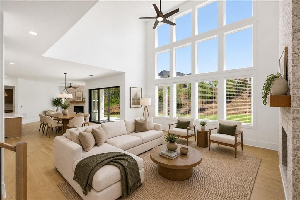 5 bedroom, 6 bathroom, 4,801 sq ft single family residence for sale at 4300 HAWTHORN Circle, Alpharetta, GA 30022 — photo 4
