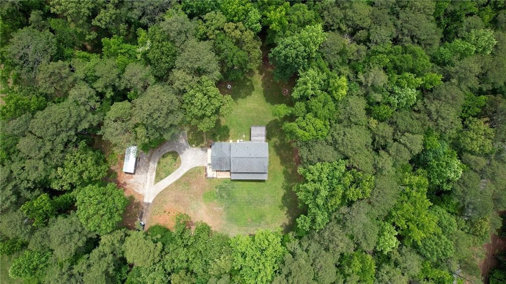 4 bedroom, 3 bathroom, 2,684 sq ft single family residence under contract at 455 Riverbend Drive, Mcdonough, GA 30252 — photo 3