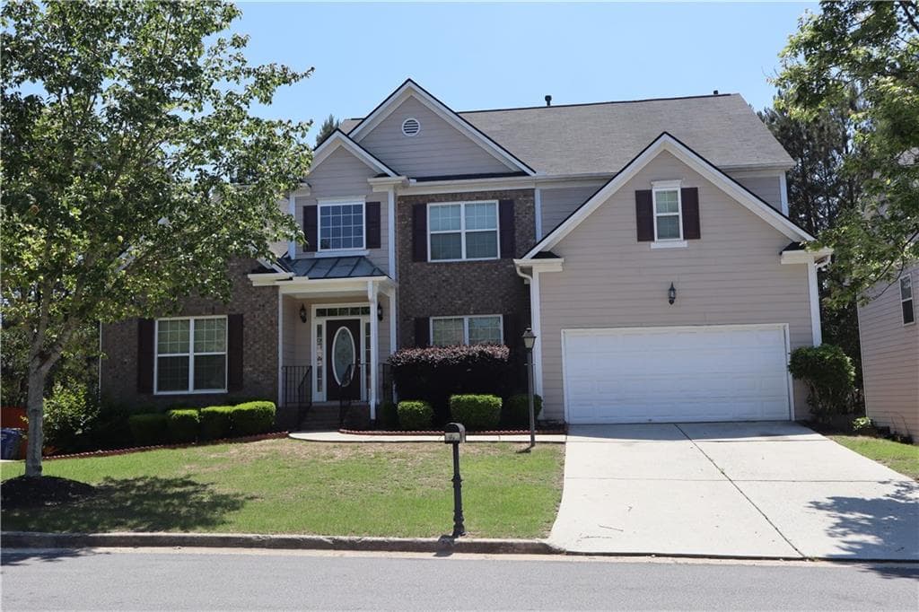 5 bedroom, 3 bathroom, 2,896 sq ft single family residence for sale at 3969 Elm Trace Drive, Loganville, GA 30052 — photo 1 of 19
