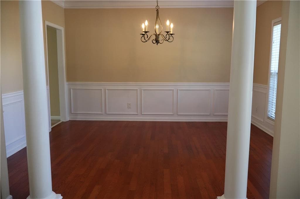 5 bedroom, 3 bathroom, 2,896 sq ft single family residence for sale at 3969 Elm Trace Drive, Loganville, GA 30052 — photo 5