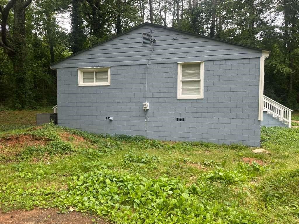 3 bedroom, 1 bathroom, 1,300 sq ft single family residence for sale at 2655 Old Toney Road, Ellenwood, GA 30294 — photo 4