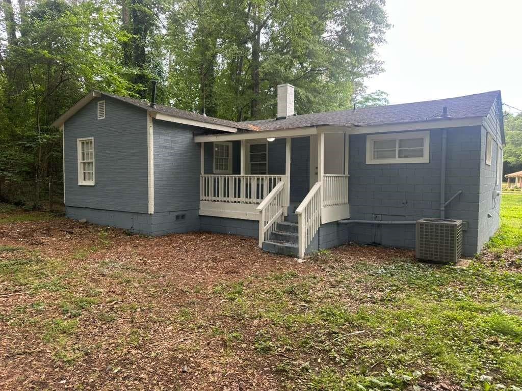 3 bedroom, 1 bathroom, 1,300 sq ft single family residence for sale at 2655 Old Toney Road, Ellenwood, GA 30294 — photo 5